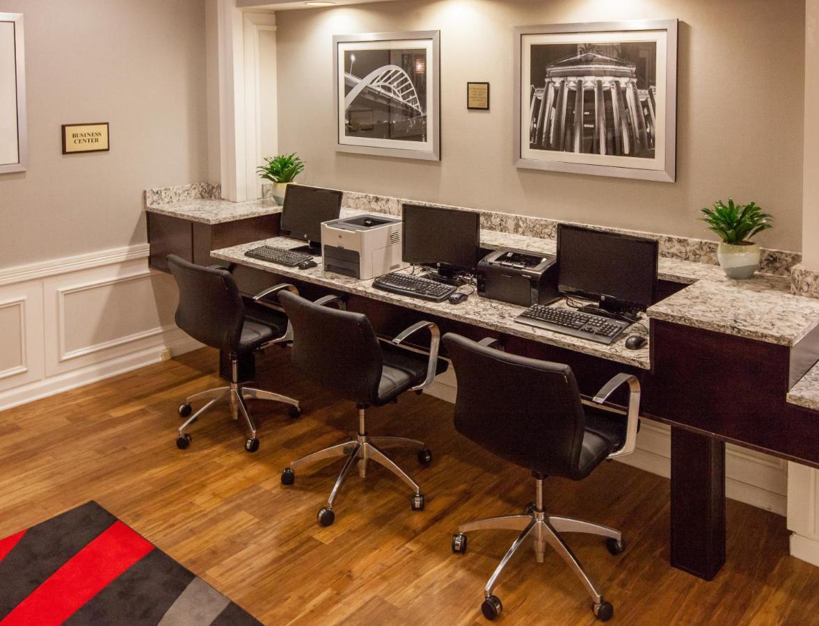Holiday Inn Express Nashville-Downtown - Broadway By Ihg Exteriör bild