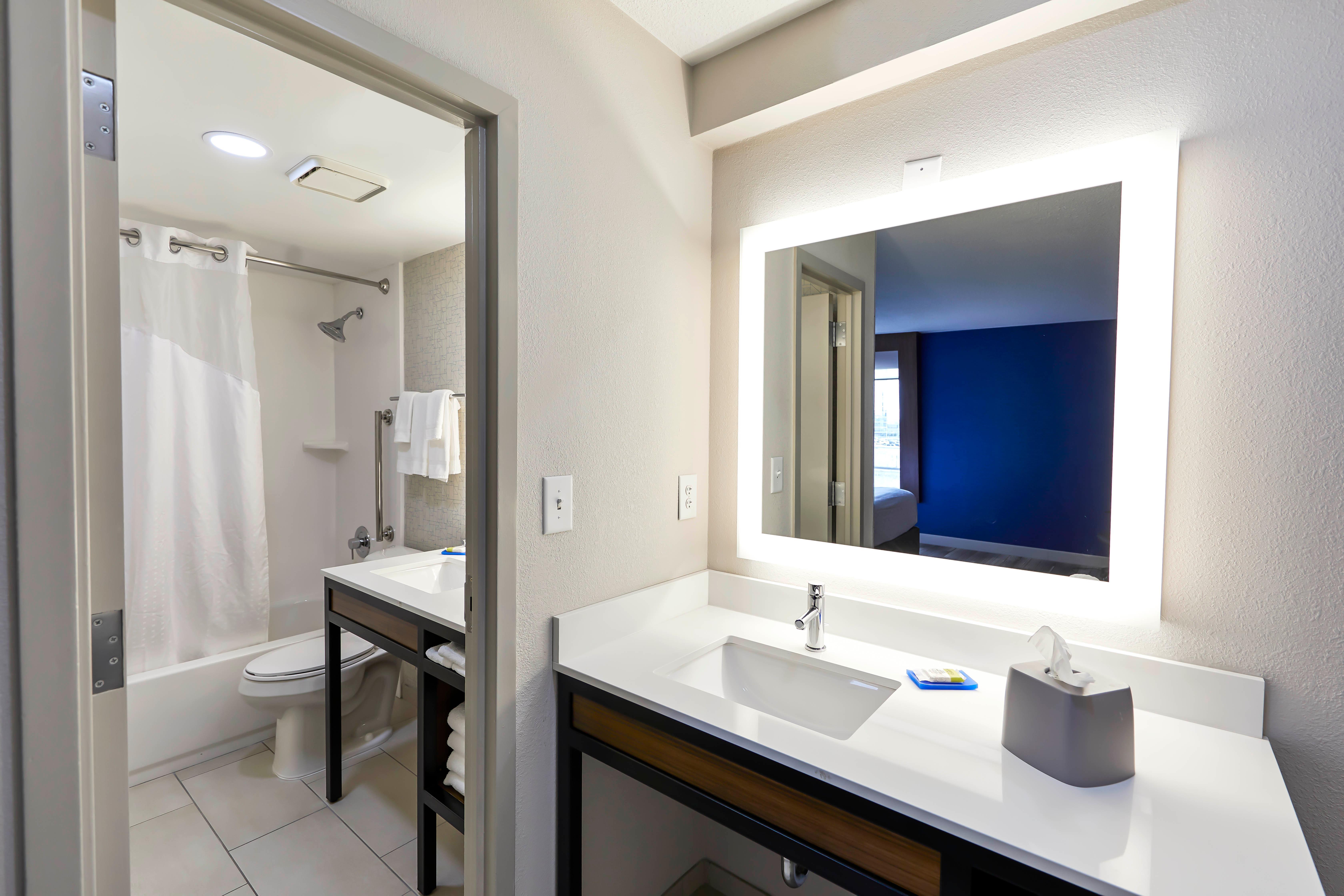 Holiday Inn Express Nashville-Downtown - Broadway By Ihg Exteriör bild
