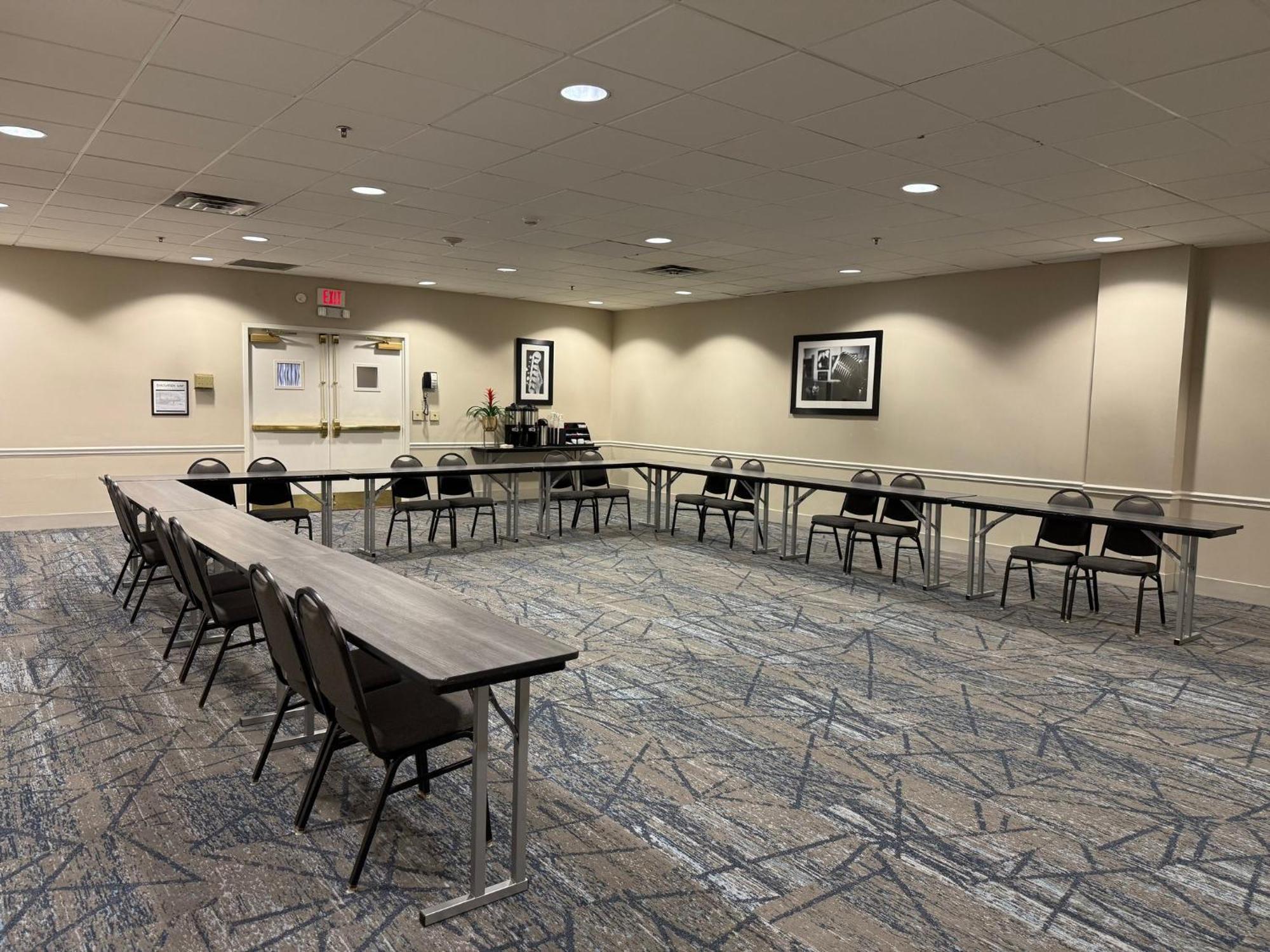 Holiday Inn Express Nashville-Downtown - Broadway By Ihg Exteriör bild