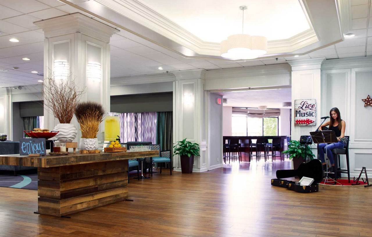 Holiday Inn Express Nashville-Downtown - Broadway By Ihg Exteriör bild